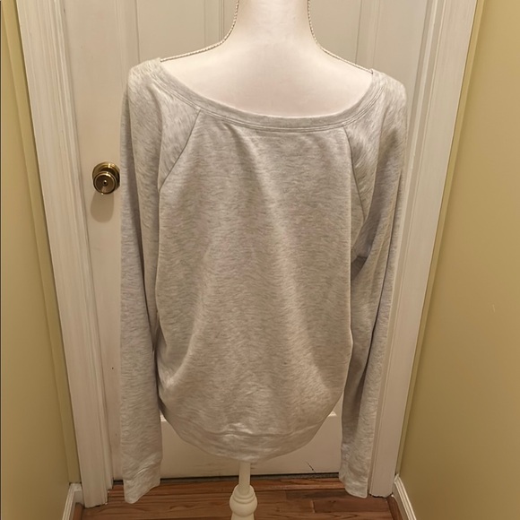 Love Pink Gray Sweatshirt - Picture 4 of 4